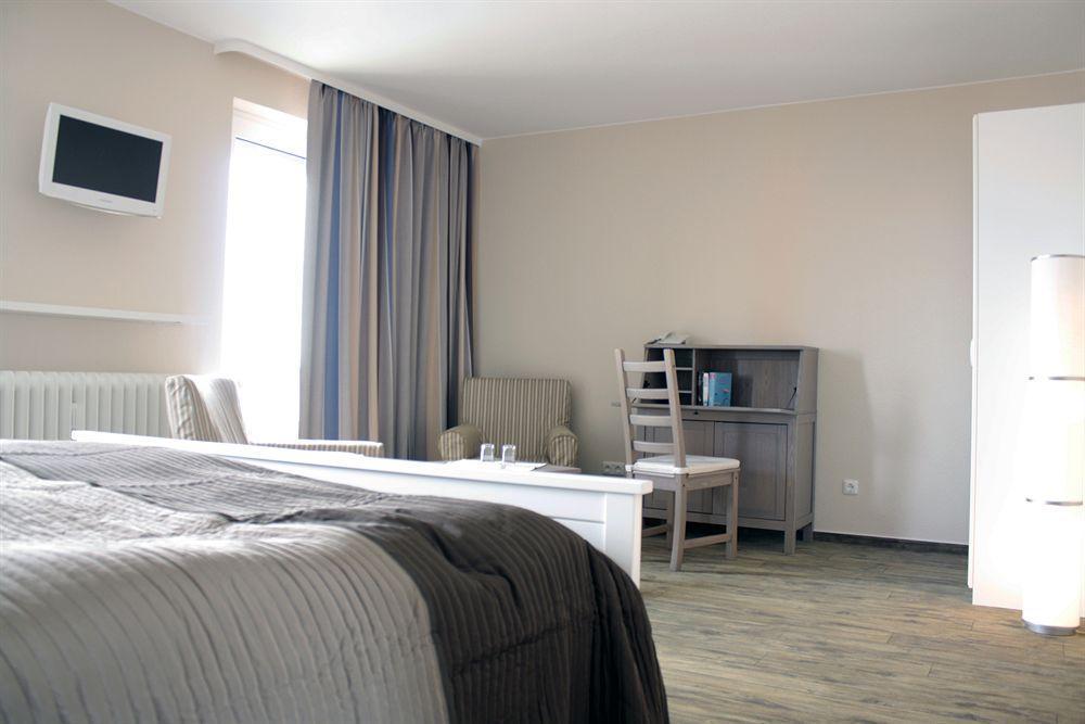 Hotel Admiral Scheer Laboe Eksteriør billede